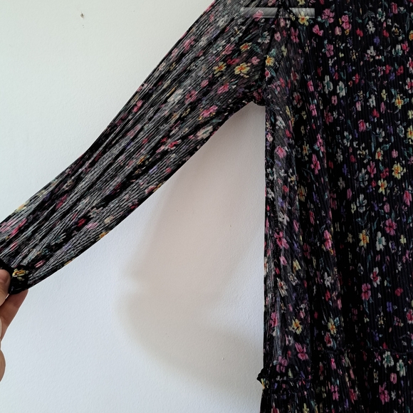 3/30$ Zara Kids Black Floral Dress - Picture 2 of 5
